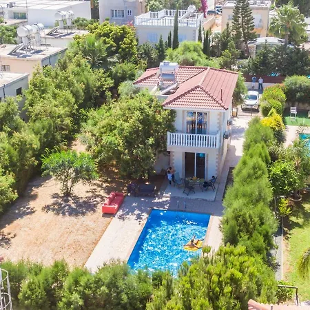 Oposite Nissi 100 Meters * Ayia Napa