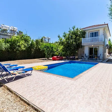 Villa Oposite Nissi 100 Meters